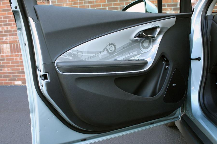  Chevrolet Volt 2011 года  (фото 248 из 356)